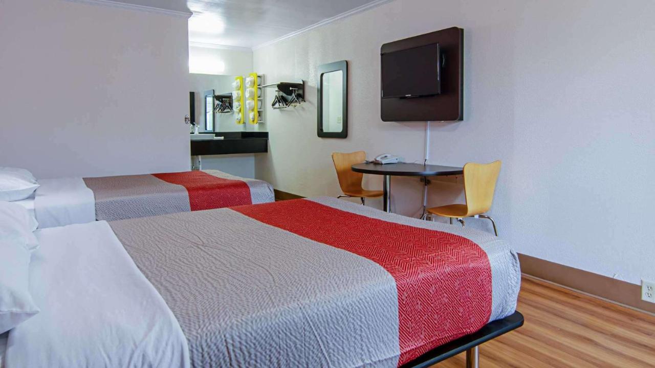 Motel 6-Bay Minette, Al Eksteriør billede